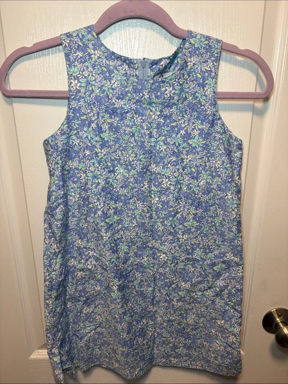 Lilly Pulitzer Blue Floral Sleeveless Button-Back Shirt